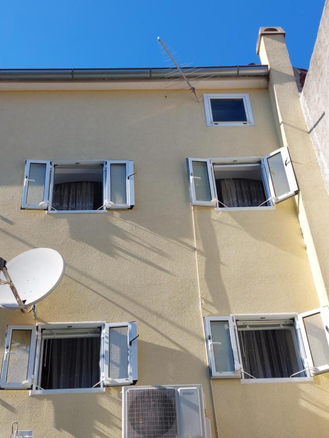 Rooms Mario Cres Εξωτερικό φωτογραφία