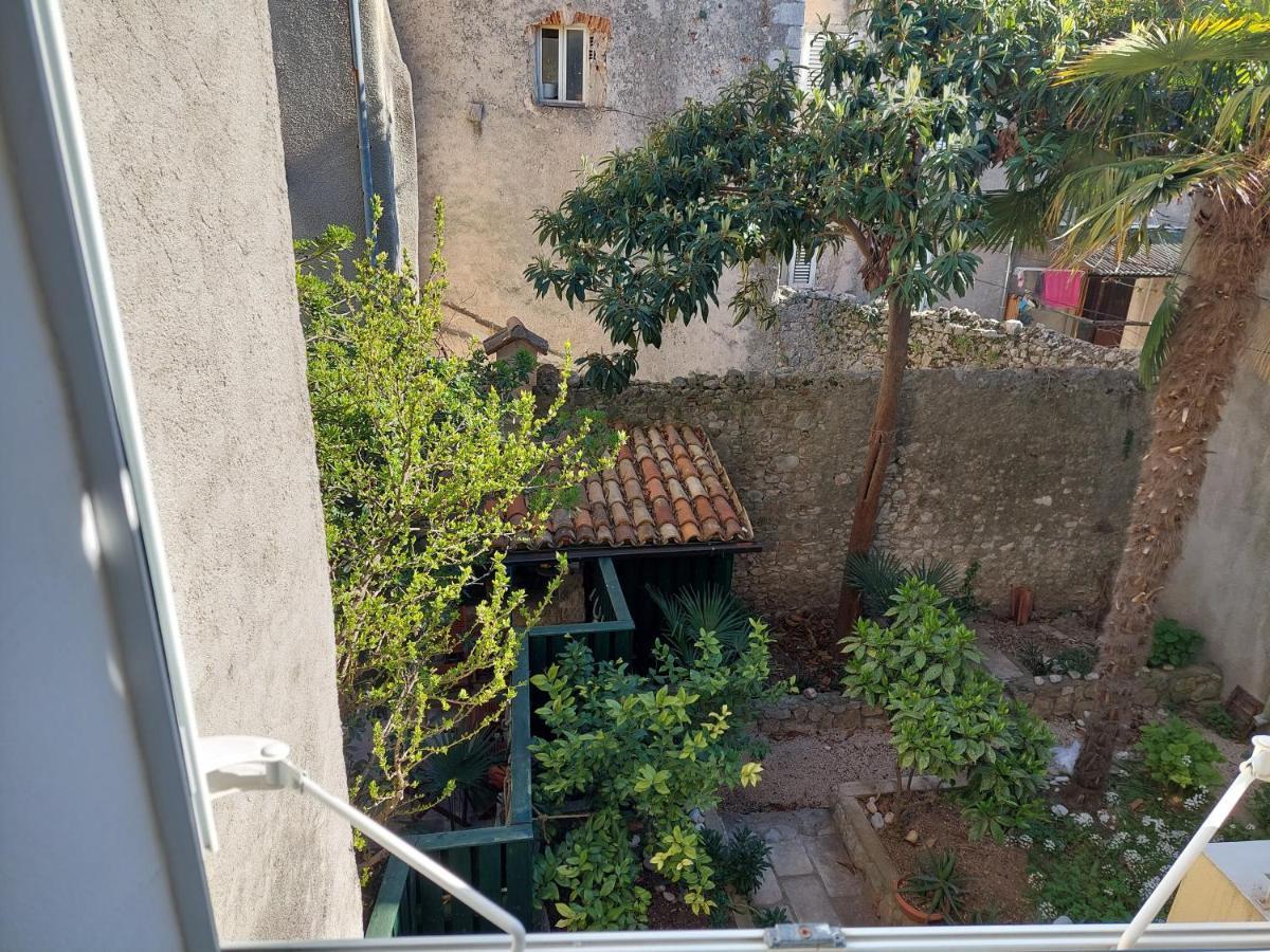 Rooms Mario Cres Εξωτερικό φωτογραφία